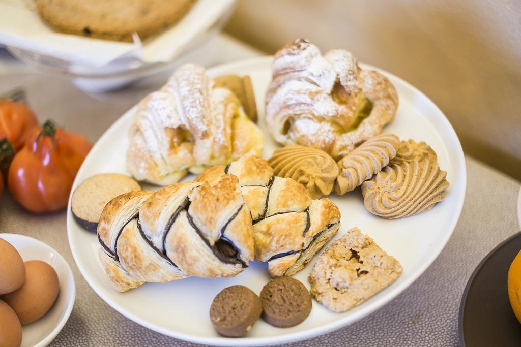 Costa Catterina B&B Castagnito Екстериор снимка