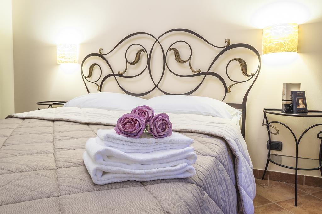 Costa Catterina B&B Castagnito Екстериор снимка
