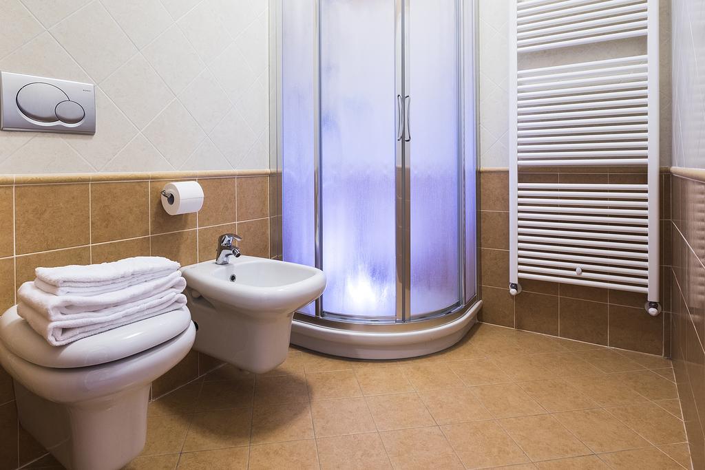 Costa Catterina B&B Castagnito Екстериор снимка