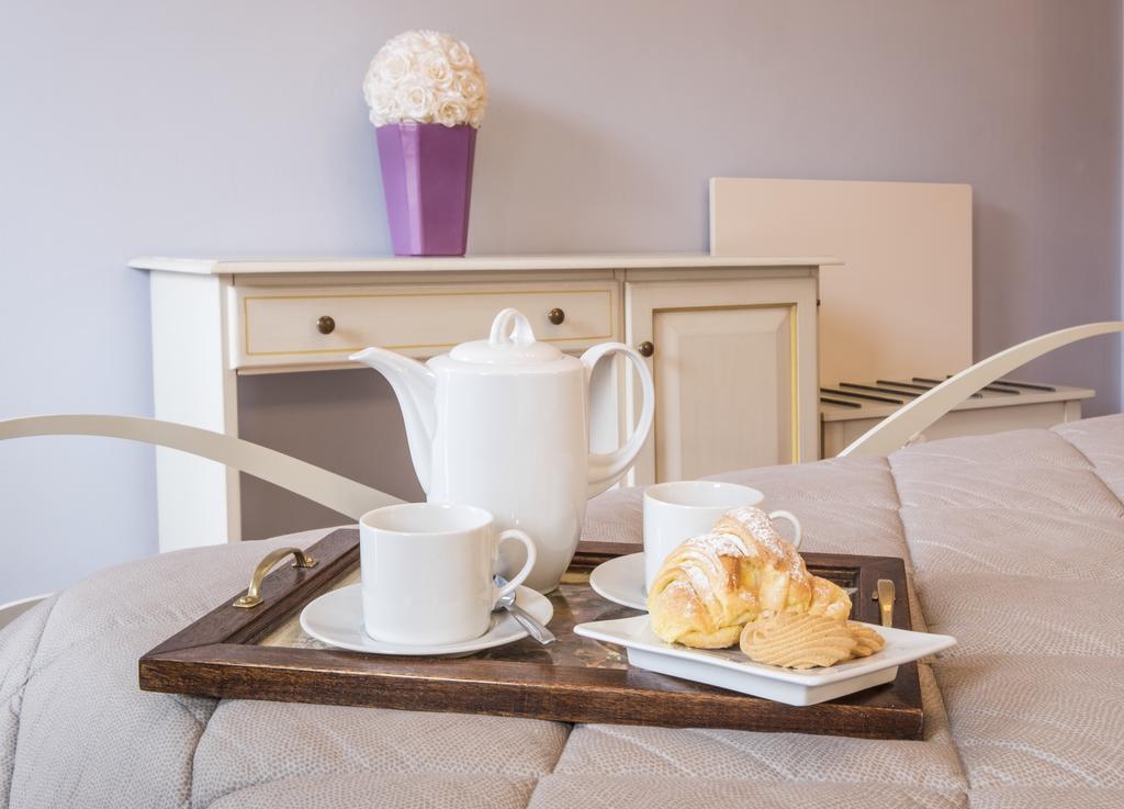 Costa Catterina B&B Castagnito Екстериор снимка